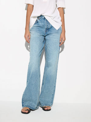 Pantalón vaquero wide leg