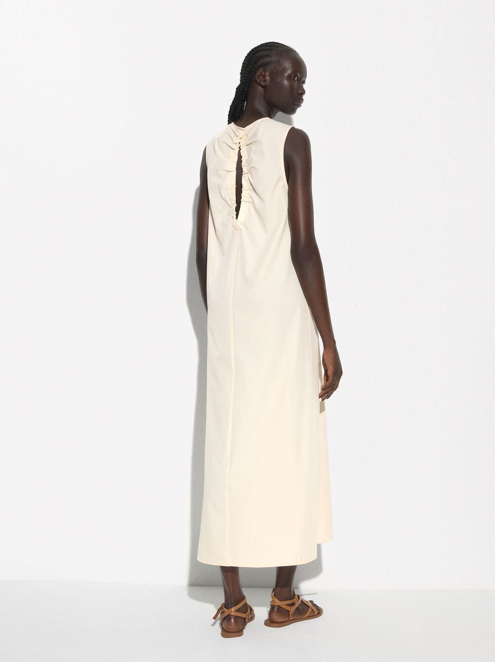 Vestido Midi Fluido