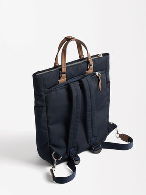 Mochila De Nylon Con Colgante