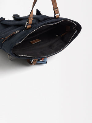 Mochila De Nylon Con Colgante