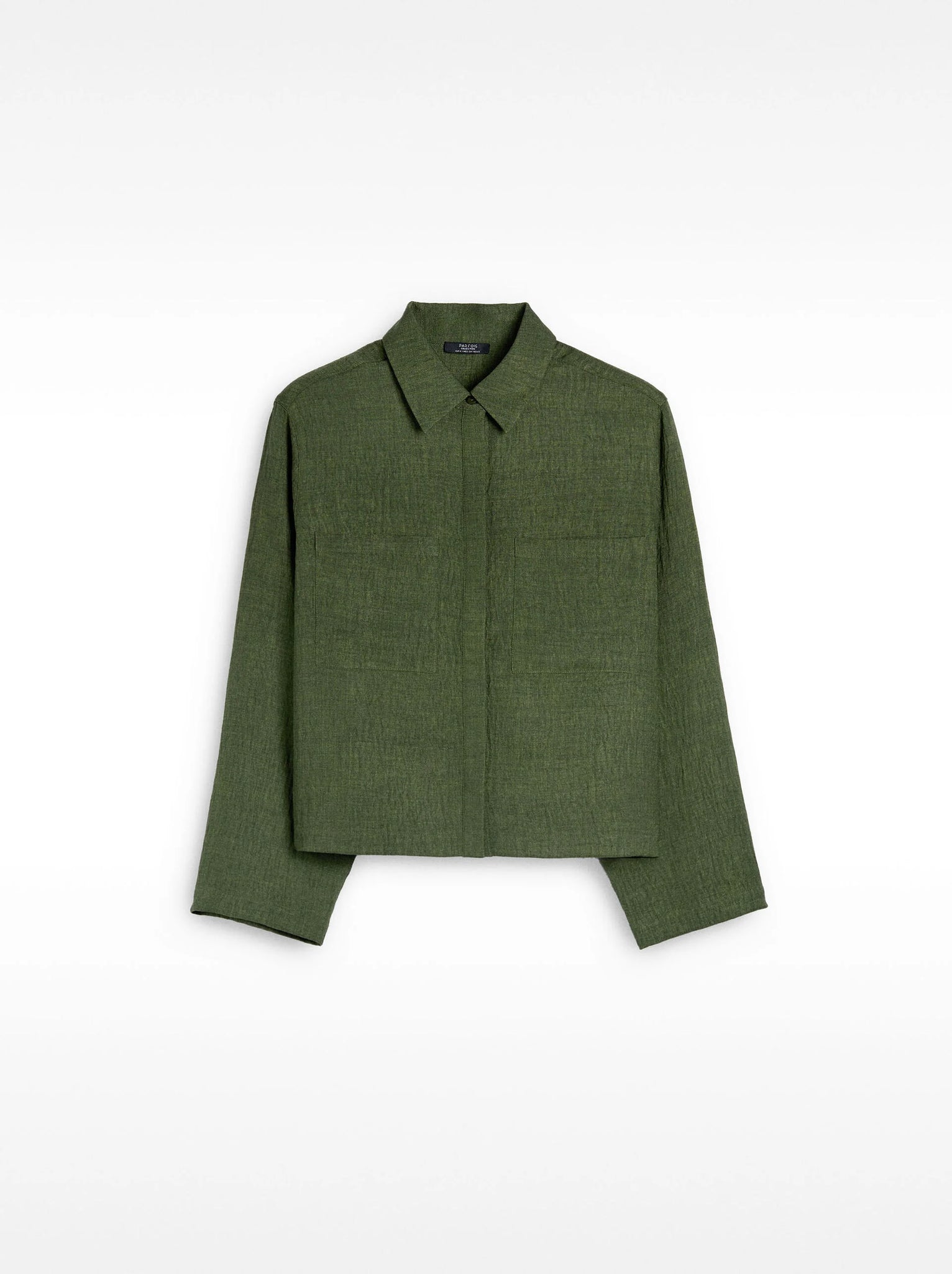 Camisa fluida con efecto arrugado