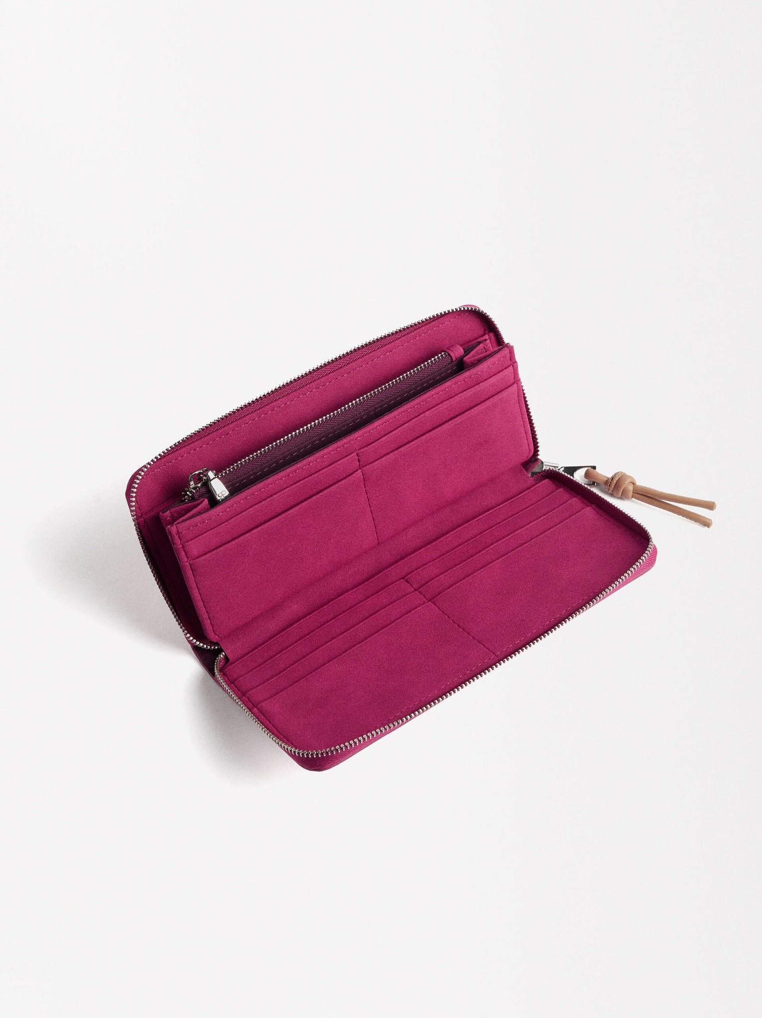 Cartera efecto serraje