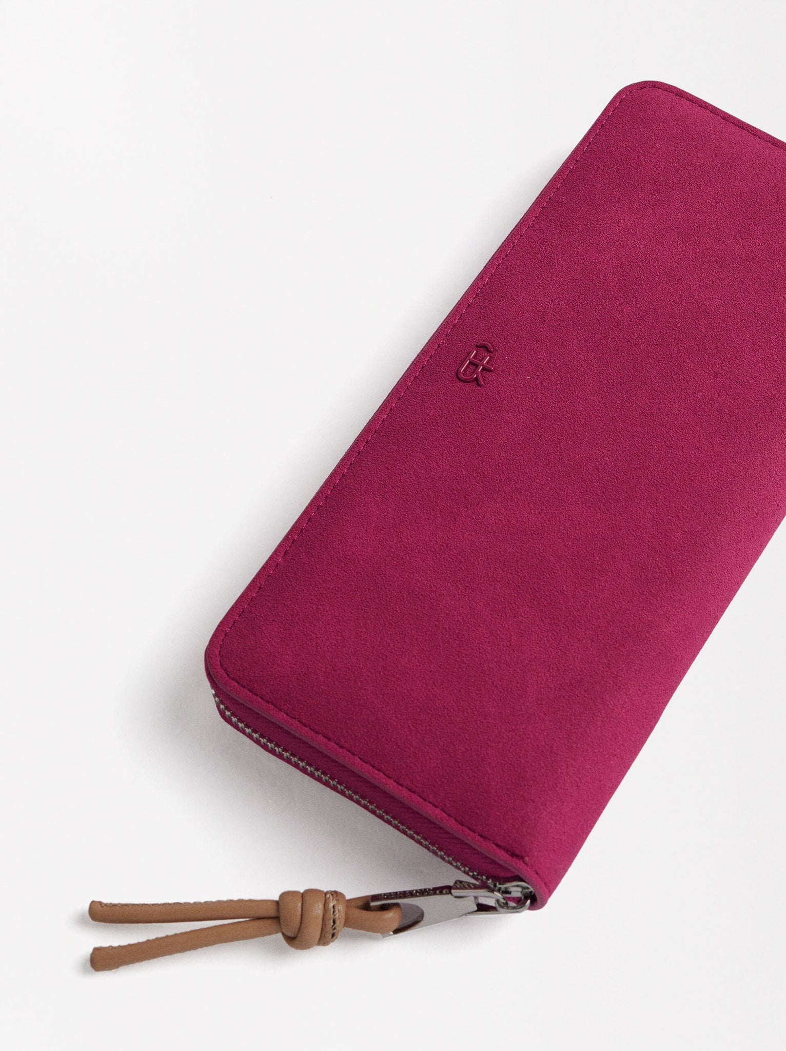 Cartera efecto serraje