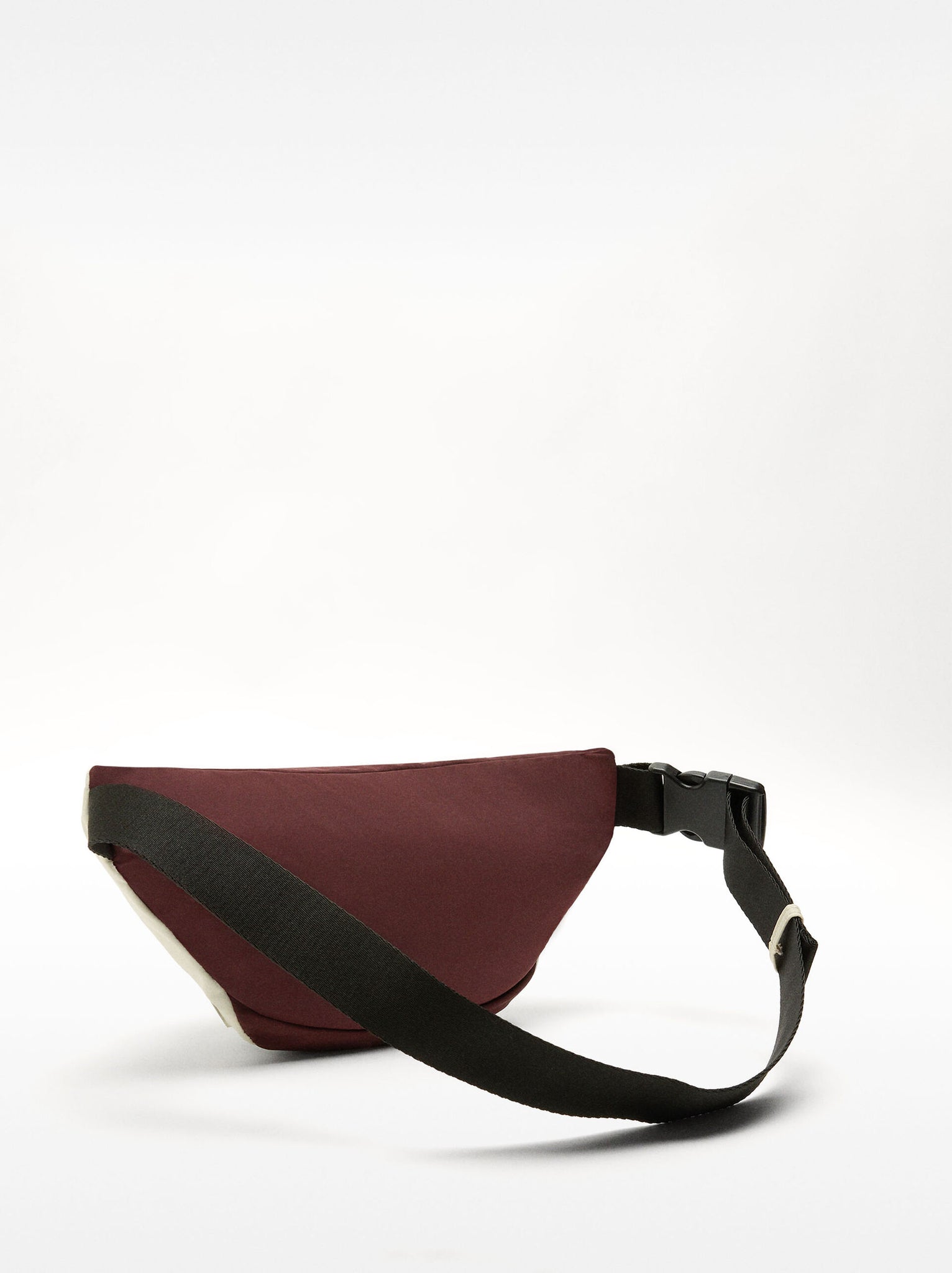 Bolso riñonera de nylon