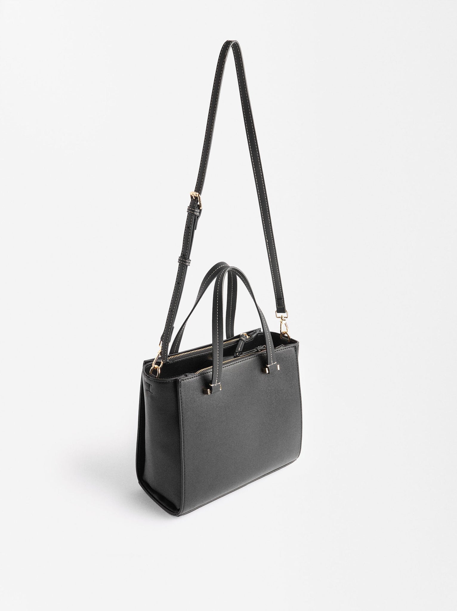 Bolso tote con colgante