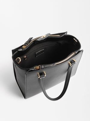 Bolso tote con colgante