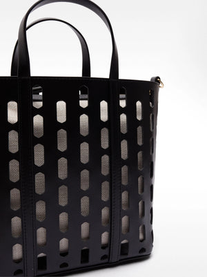 Bolso tote perforado con bolso removible