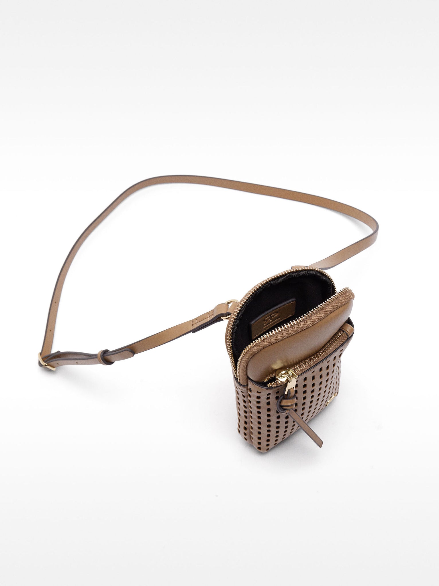Bolso para móvil perforado