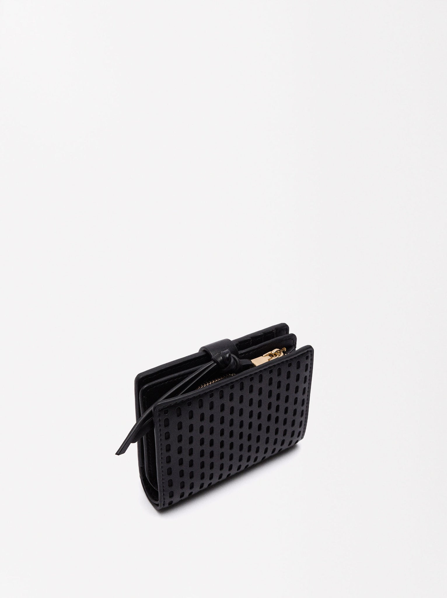 Cartera perforada