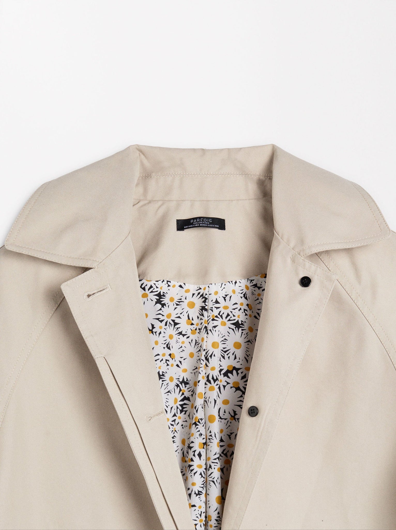 Parka Ligera Con Bolsillos