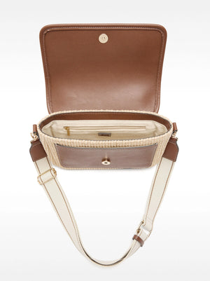 Bolso bandolera efecto rafia con solapa