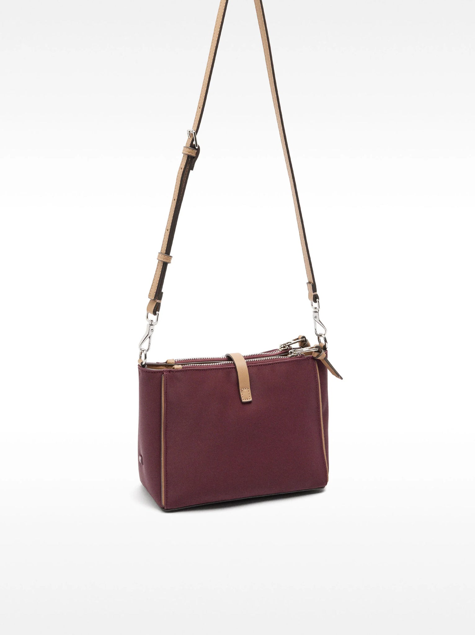 Bolso de hombro de efecto nylon