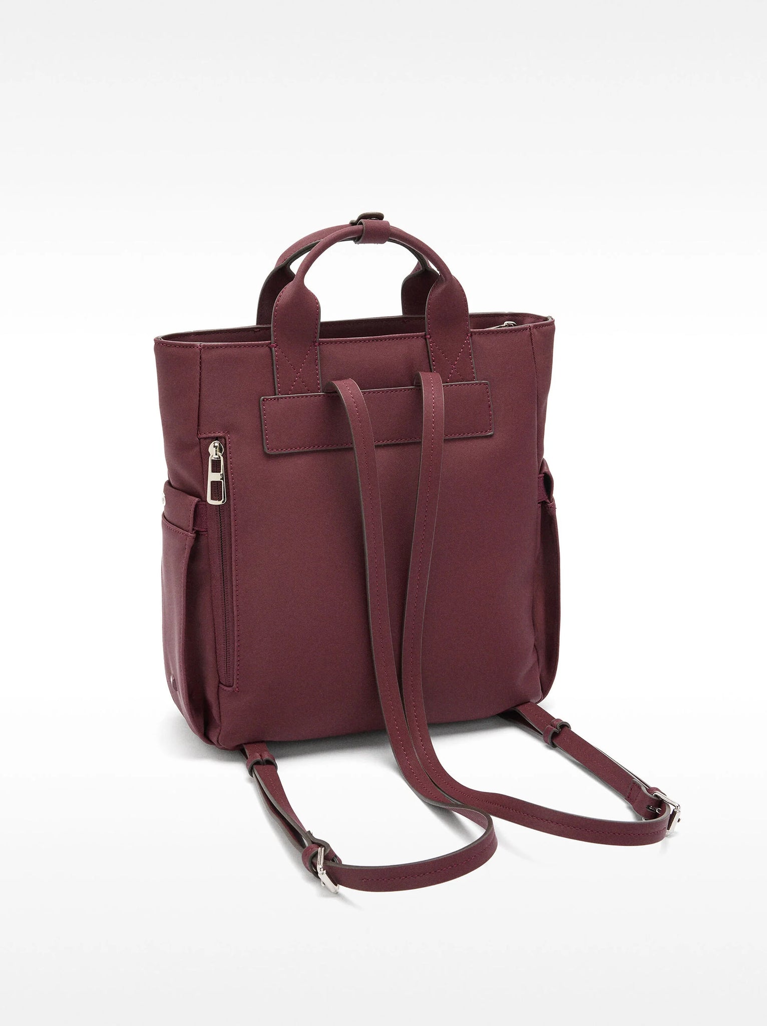 Mochila de efecto nylon