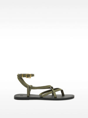 Sandalias planas de piel con tiras