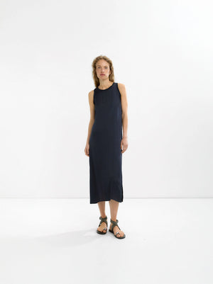 Vestido fluido liso