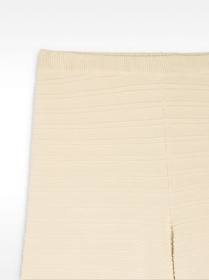 Pantalón canalado de punto