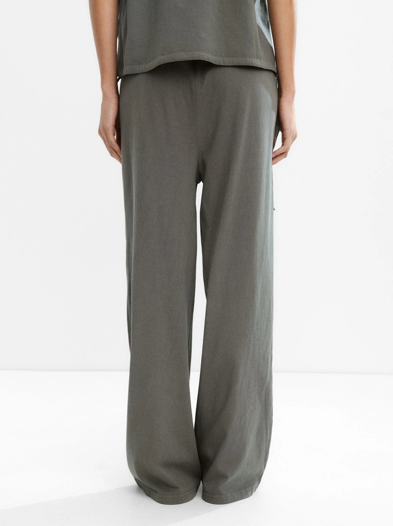 Pantalón 100 % algodón con bordado