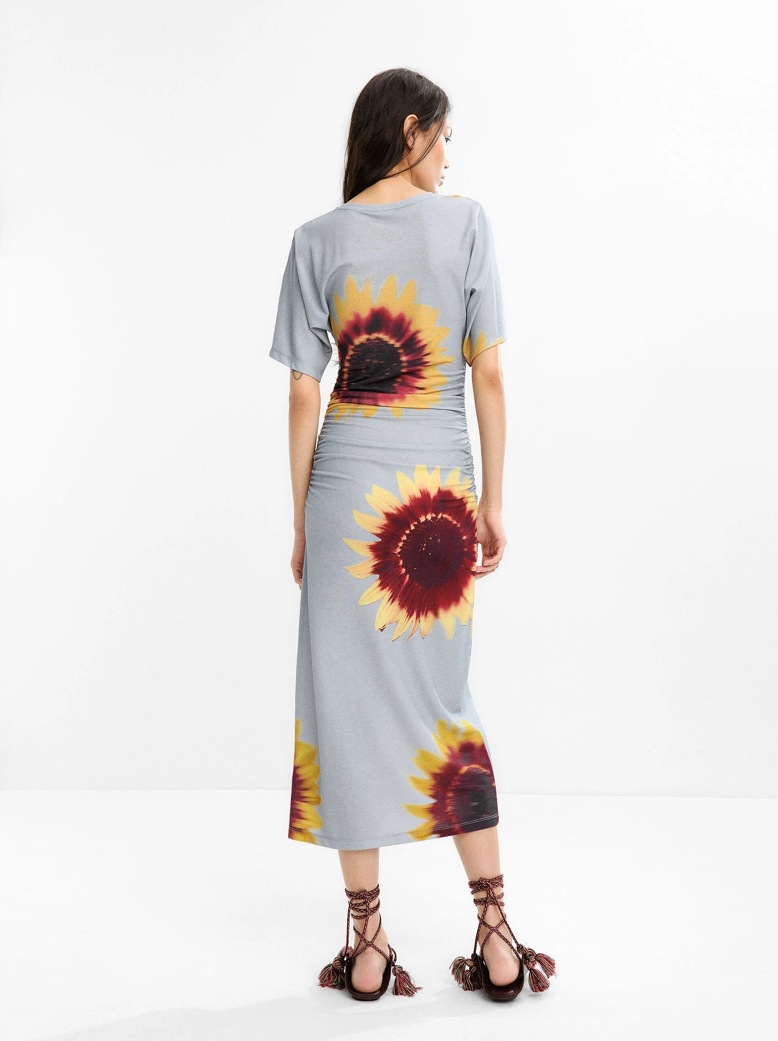 Vestido midi con estampado floral