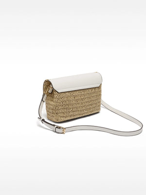 Bolso bandolera de efecto rafia con solapa