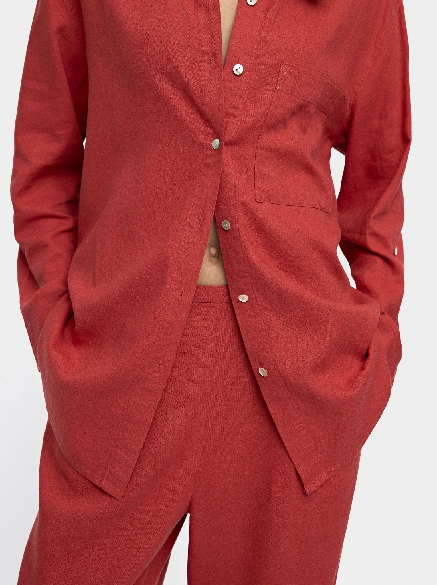 Camisa mezcla de lino con bolsillo