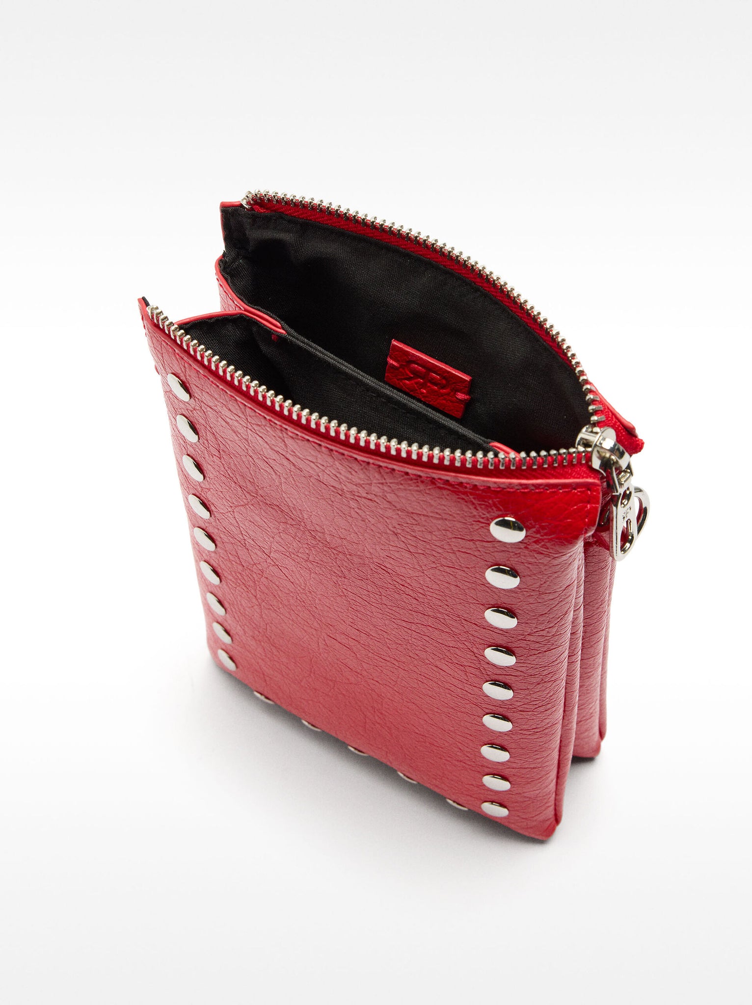 Bolso bandolera doble con tachuelas