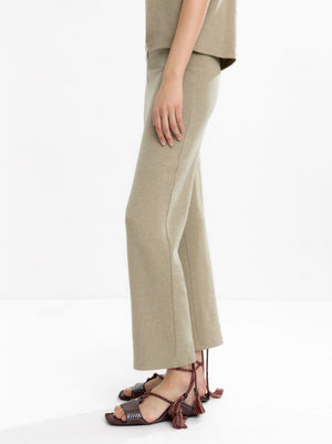Pantalón con cintura elástica