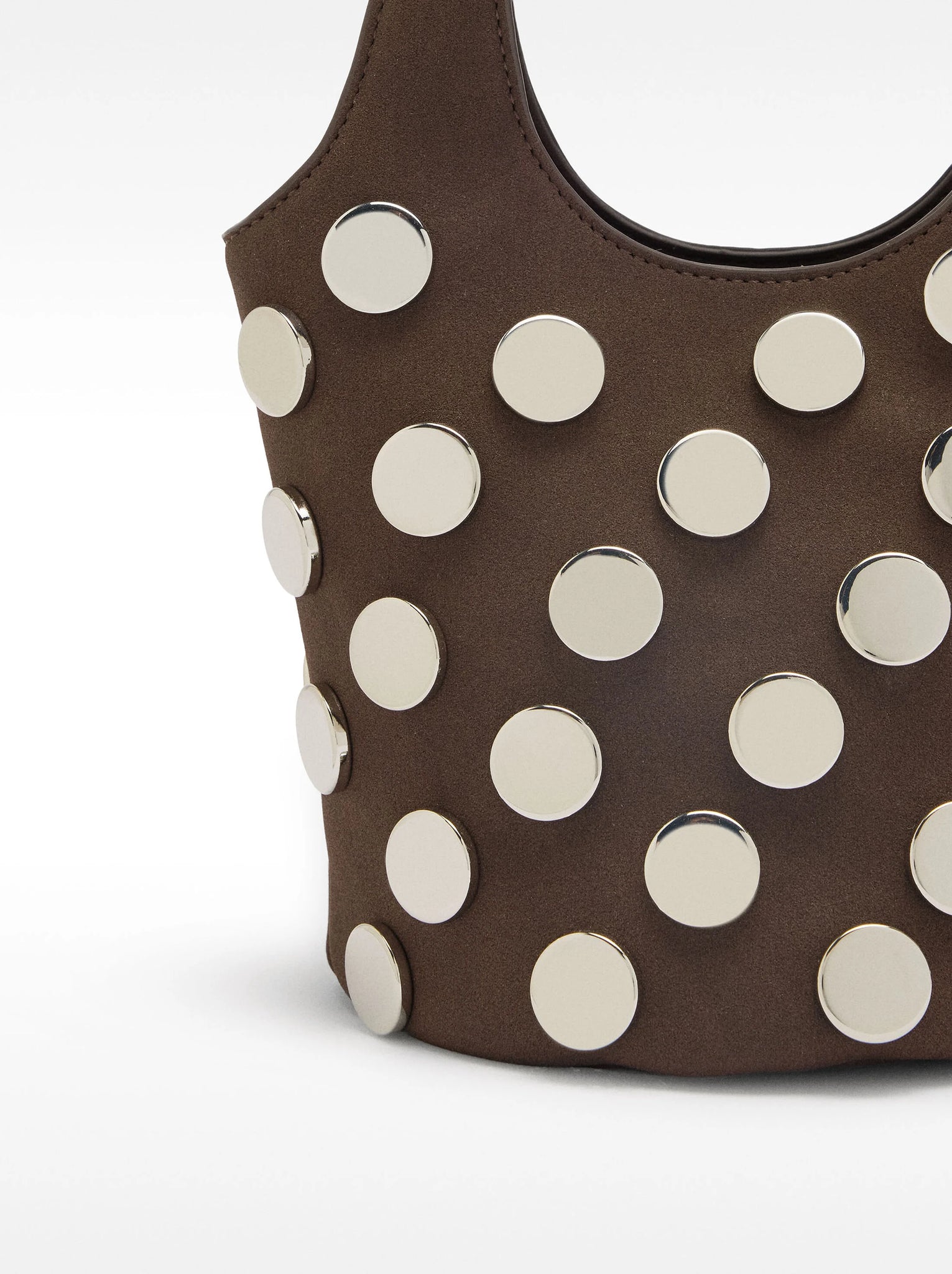 Bolso de hombro con tachuelas