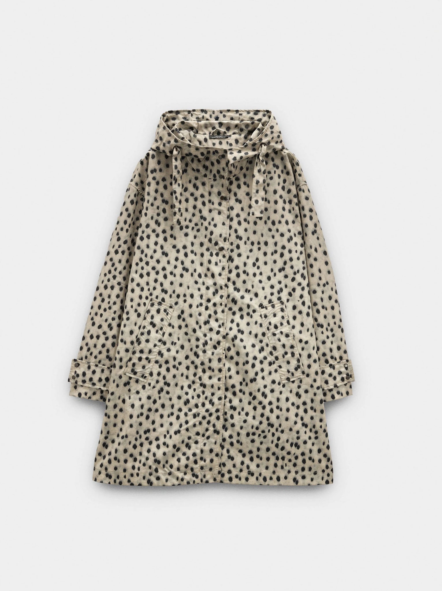 Parka con estampado animal
