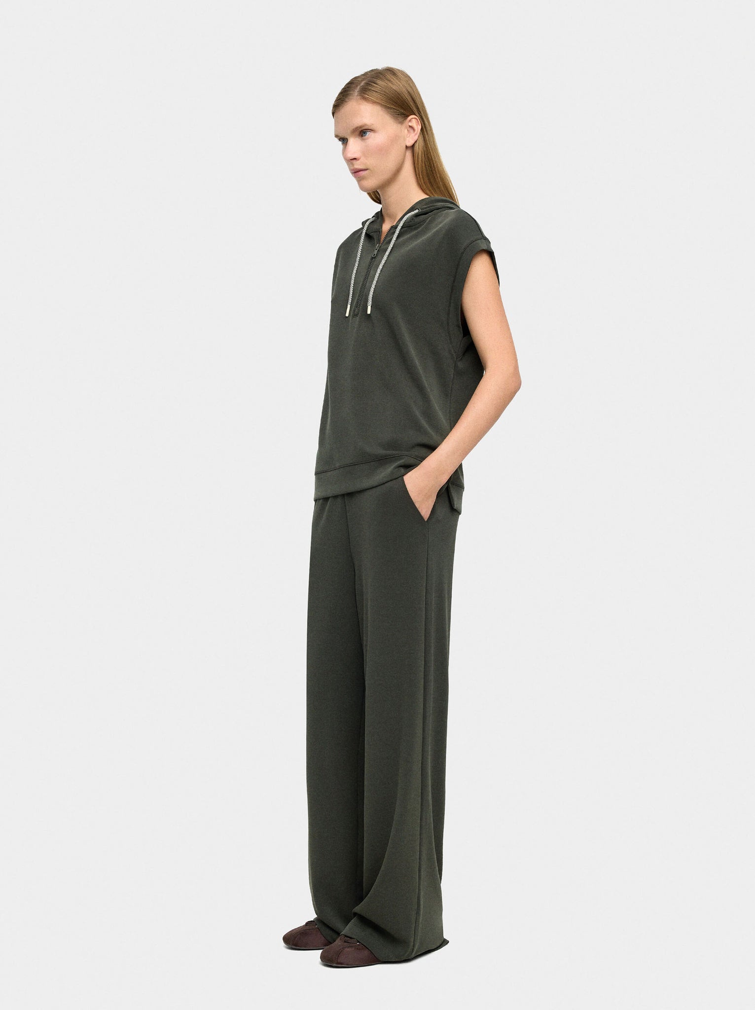 Pantalón con cintura elástica tacto suave