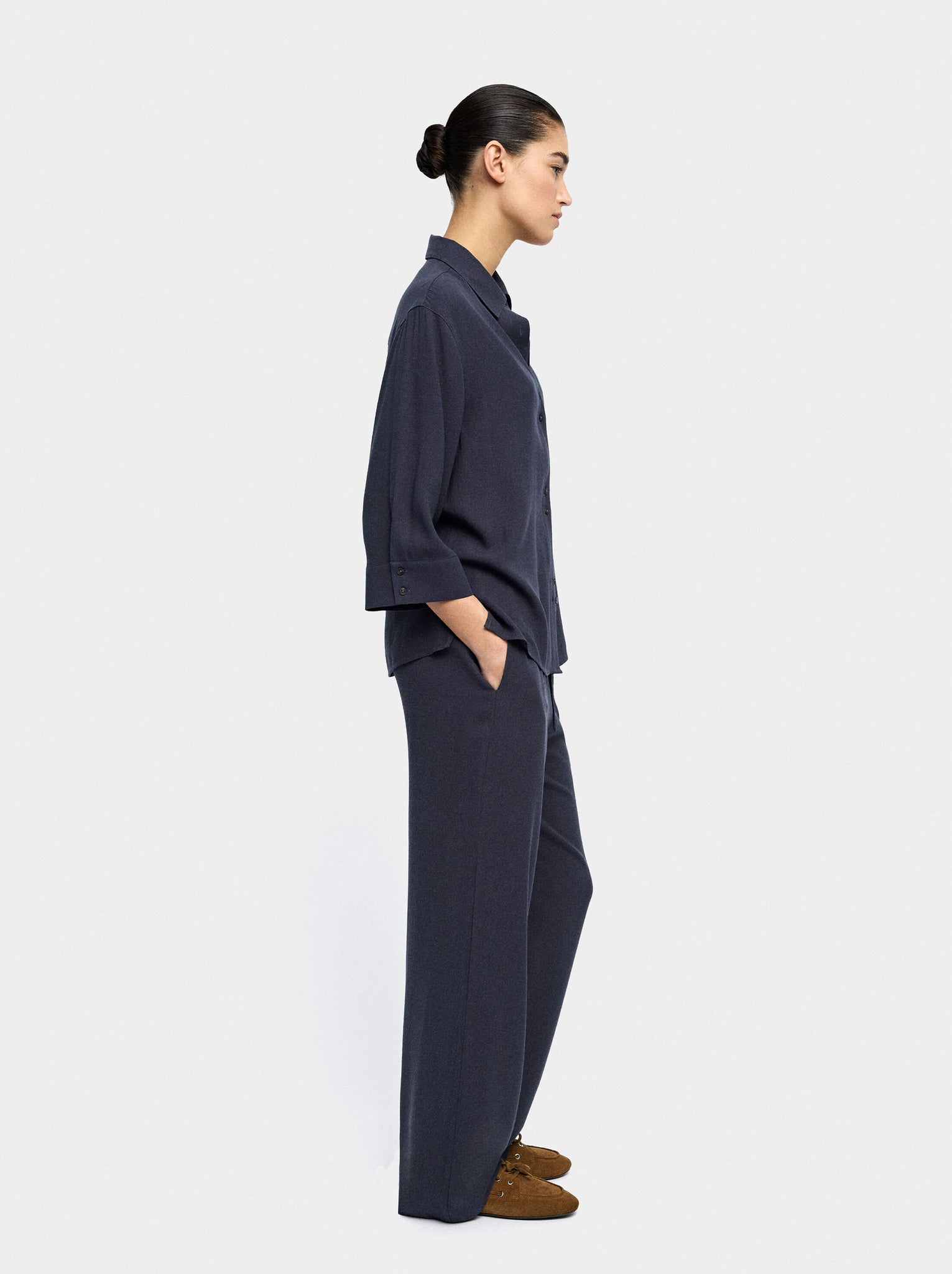 Camisa de lyocell con botones dobles