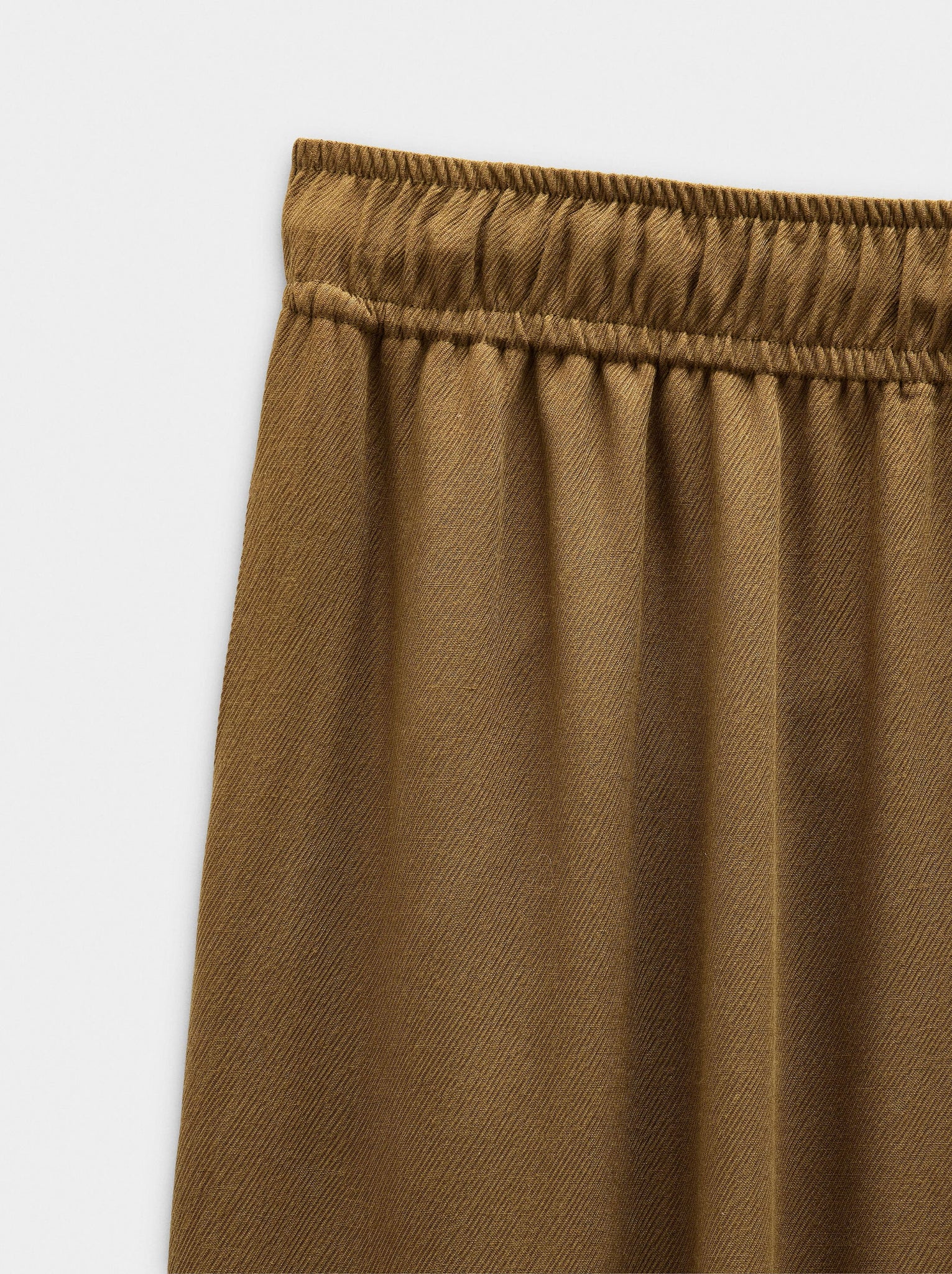 Pantalón de lyocell con cintura elástica