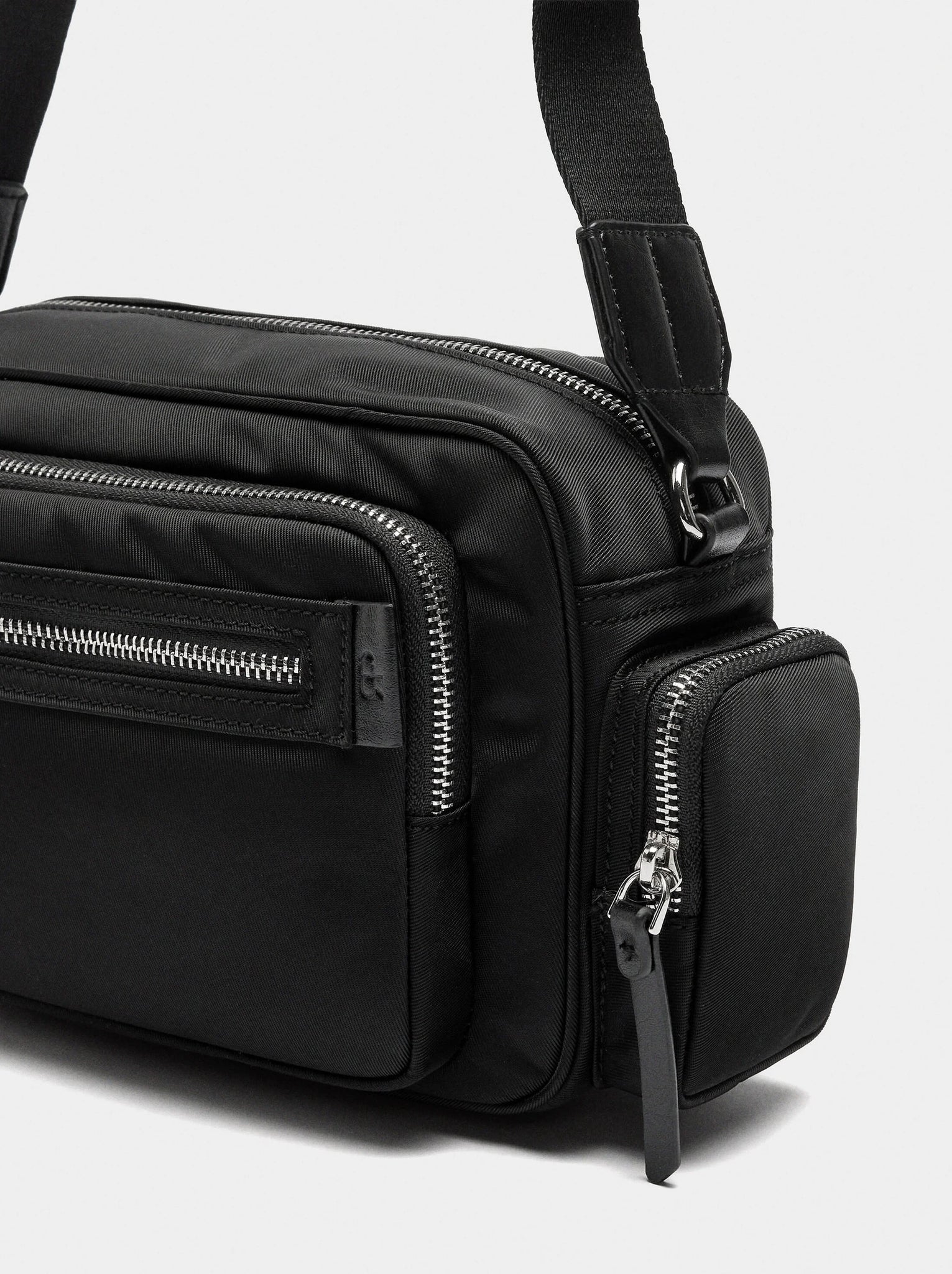 Bolso bandolera de nylon
