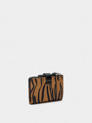 Cartera de nylon estampado animal