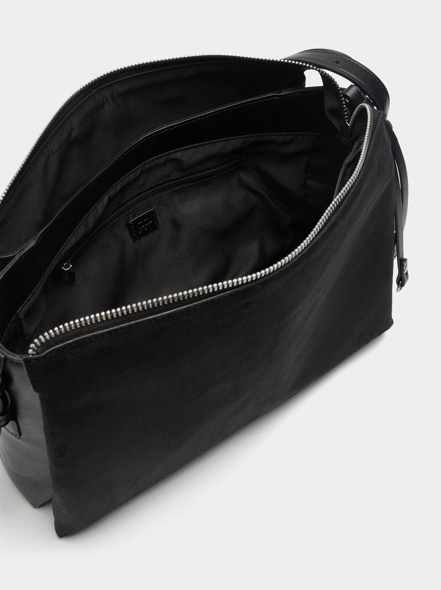 Bolso de hombro efecto piel