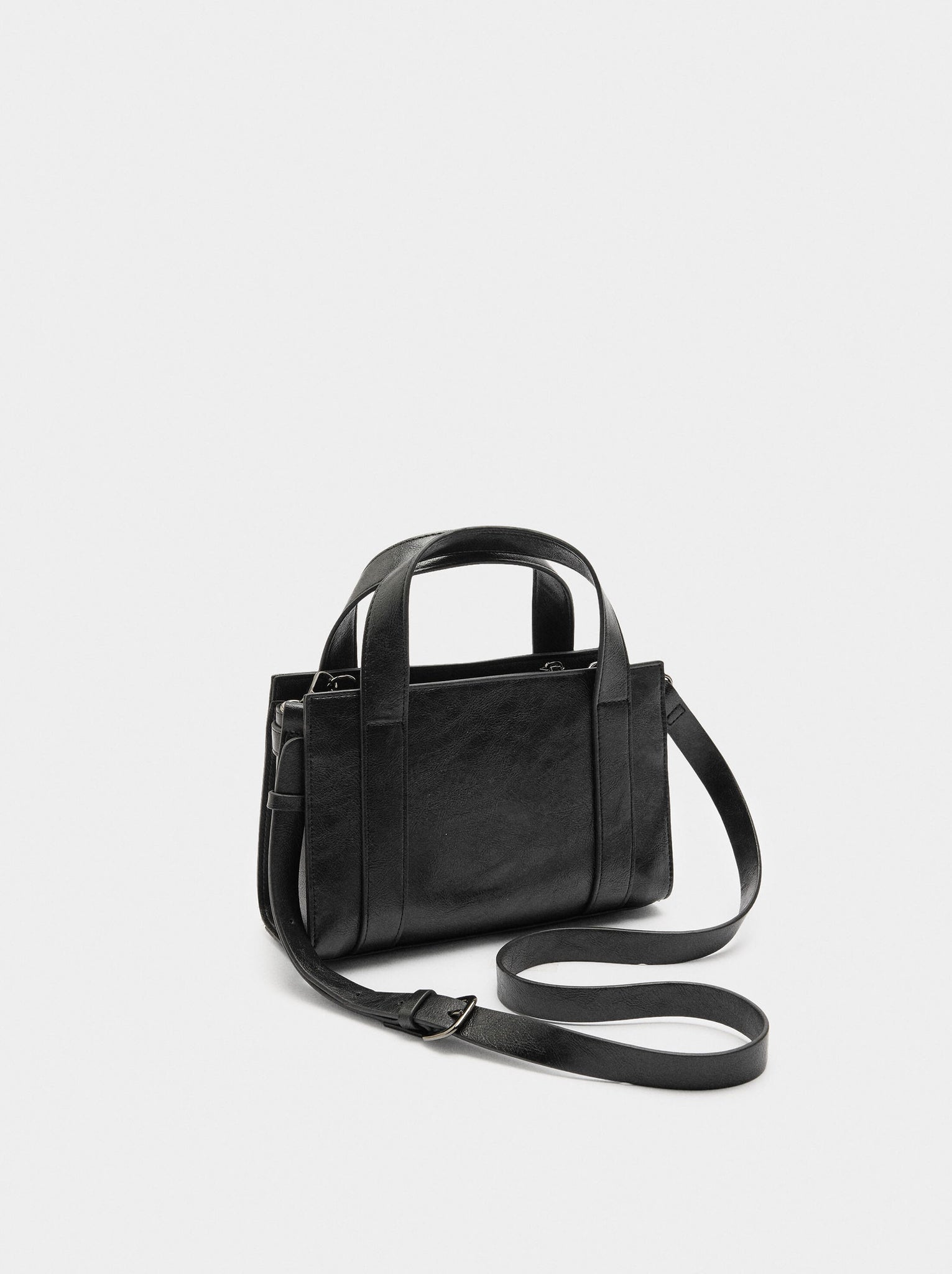 Bolso tote con hebilla