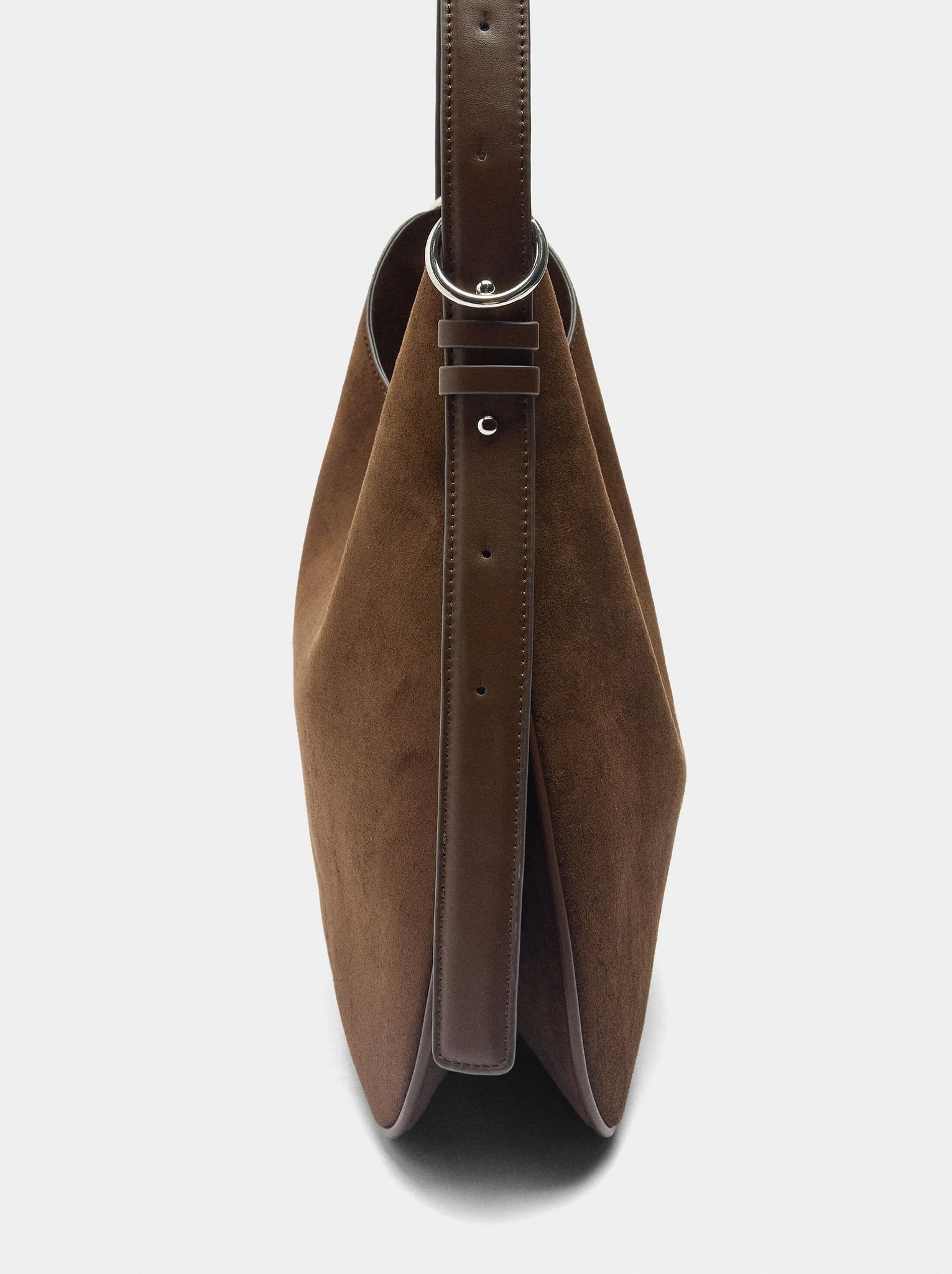 Bolso de hombro con textura