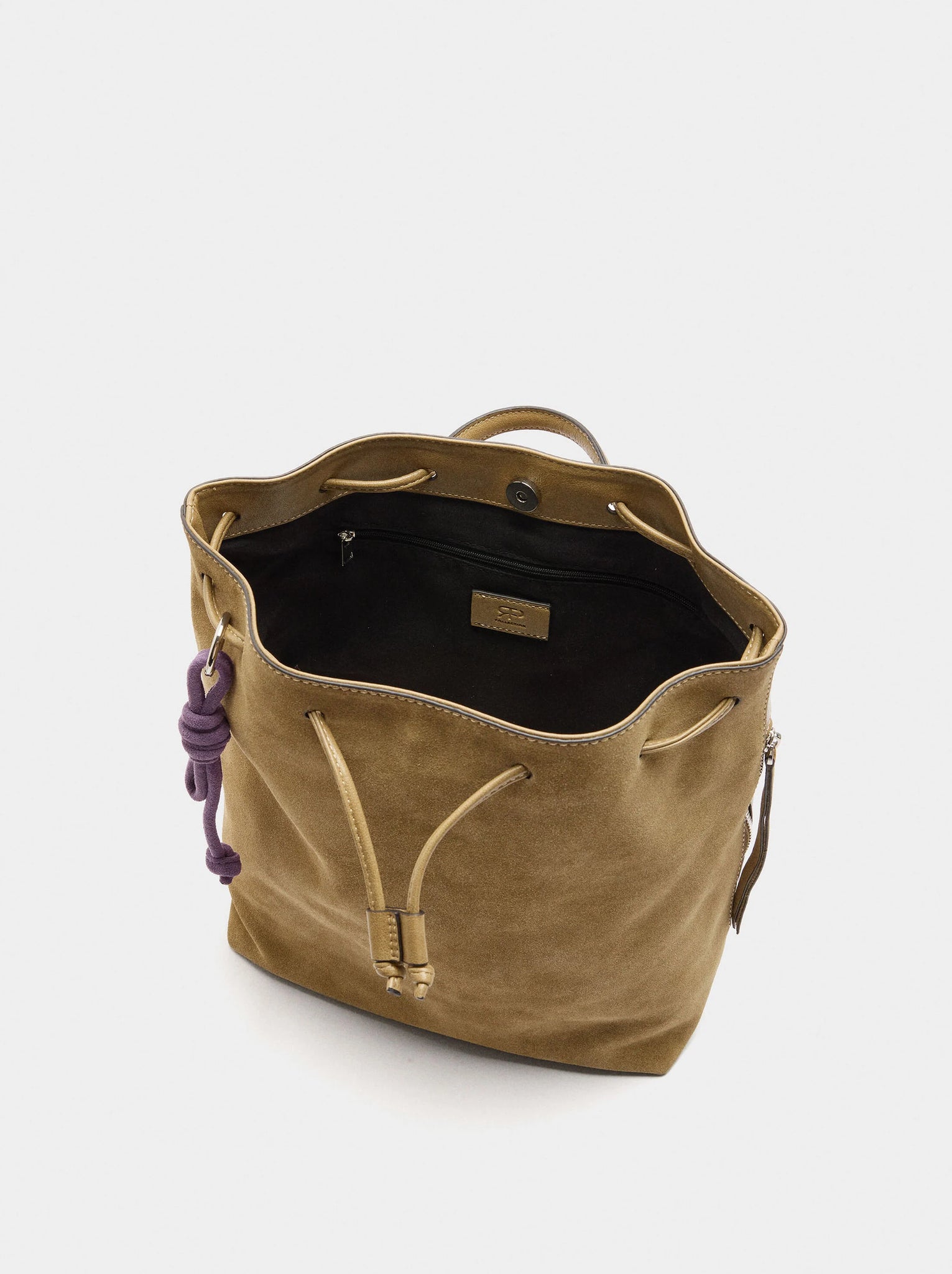 Mochila con piel