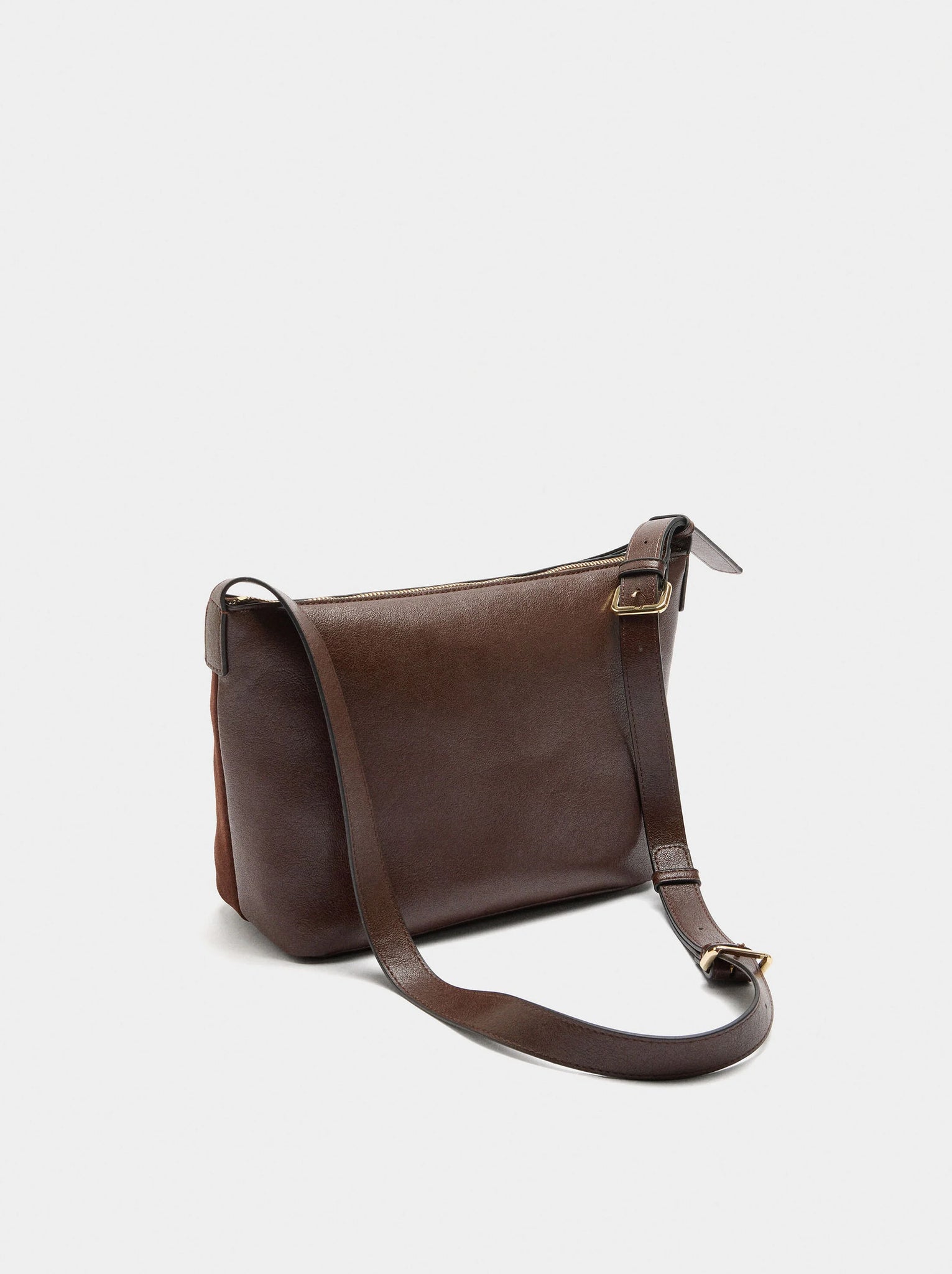 Bolso de hombro con piel