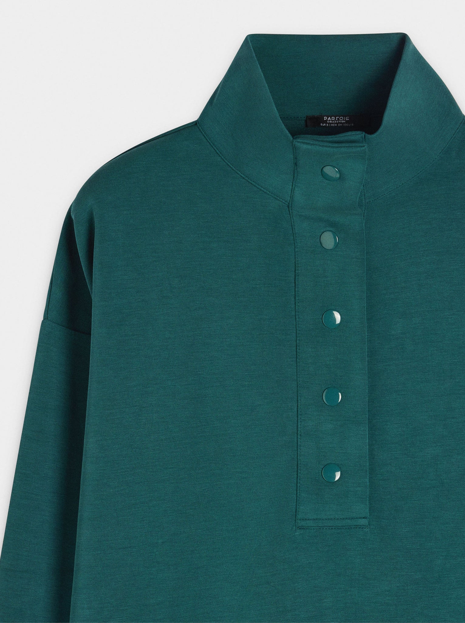Sudadera con botones toque suave