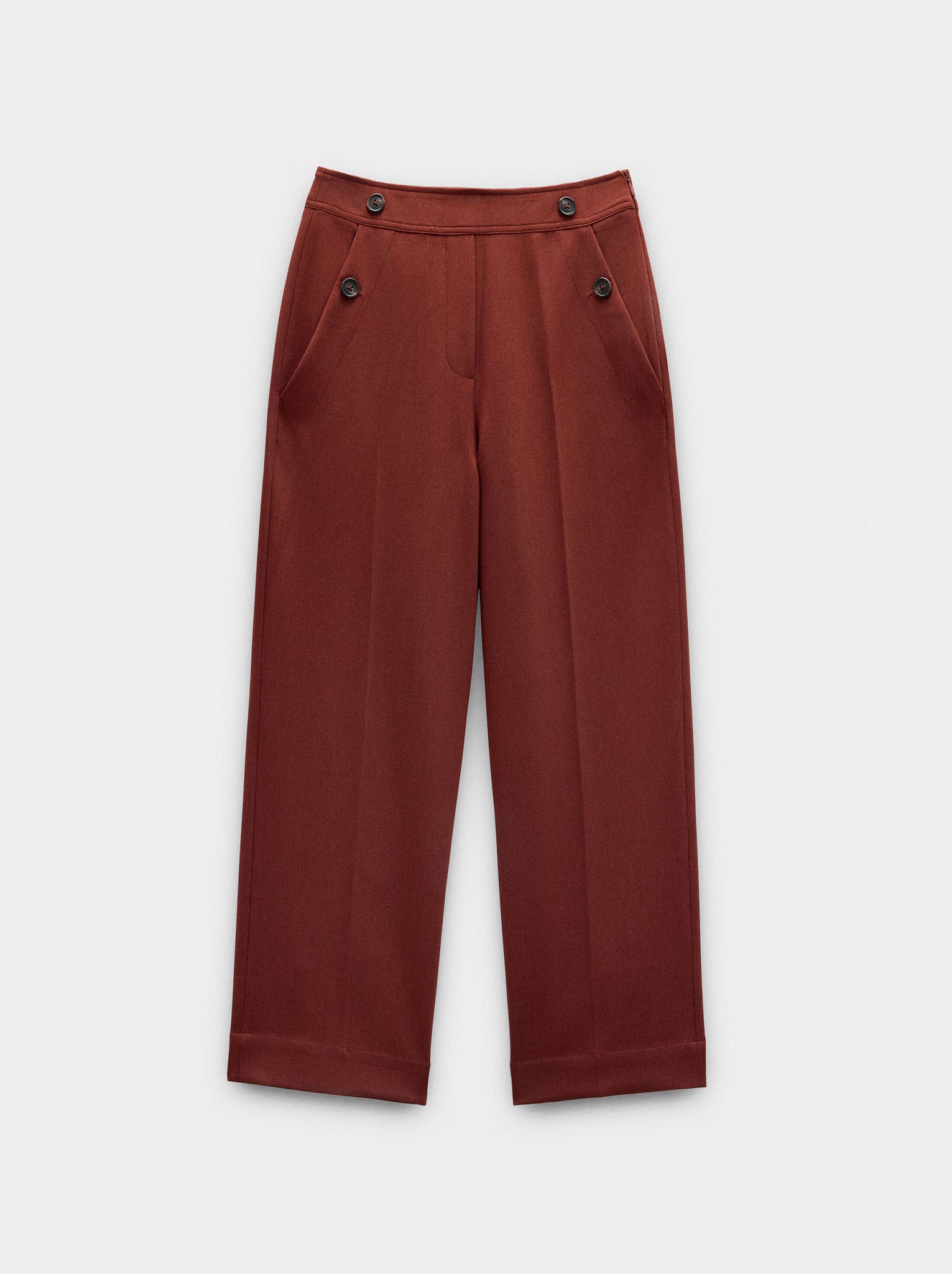 Pantalón fluido con bolsillos