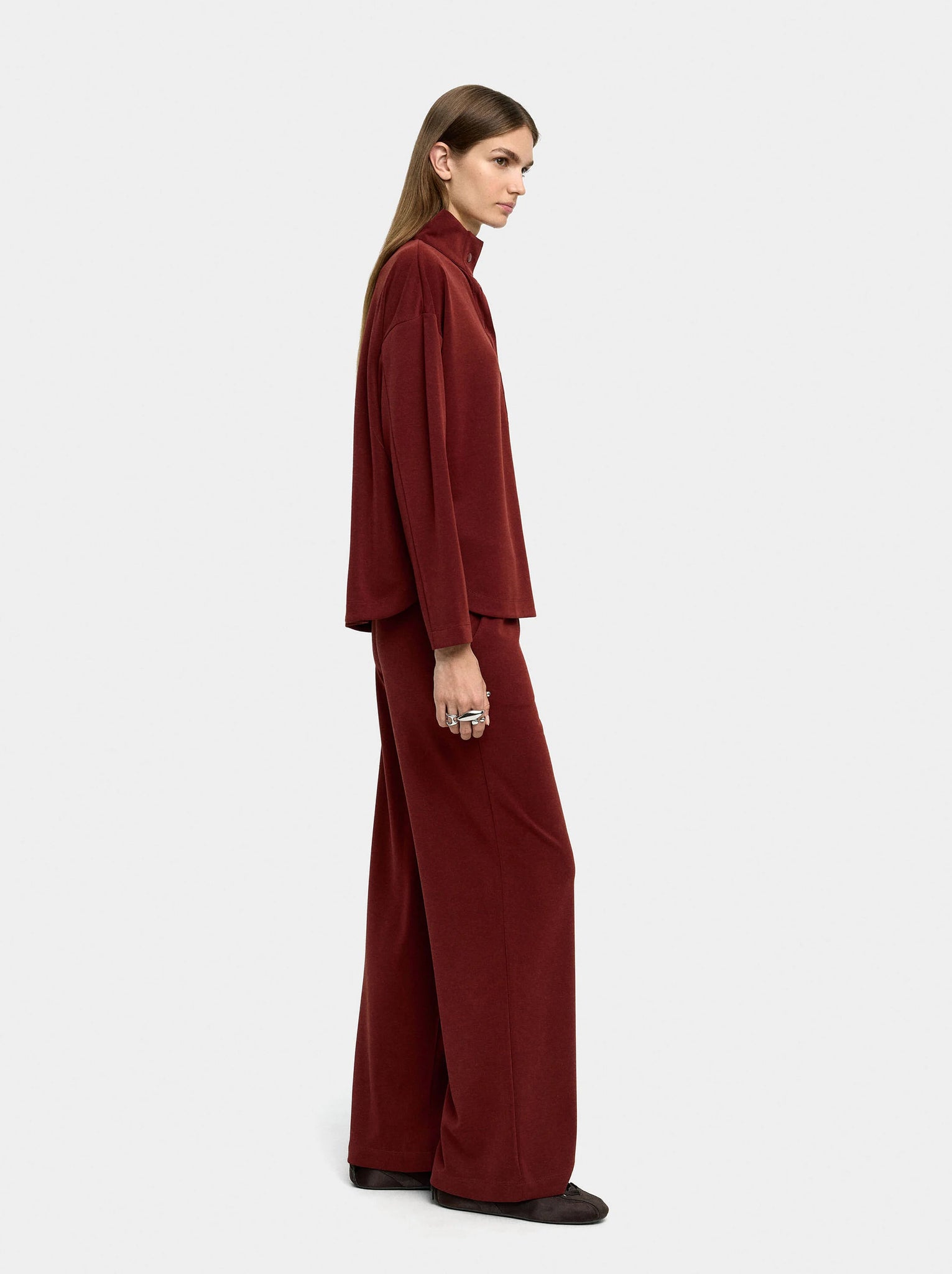 Pantalón con cintura elástica tacto suave