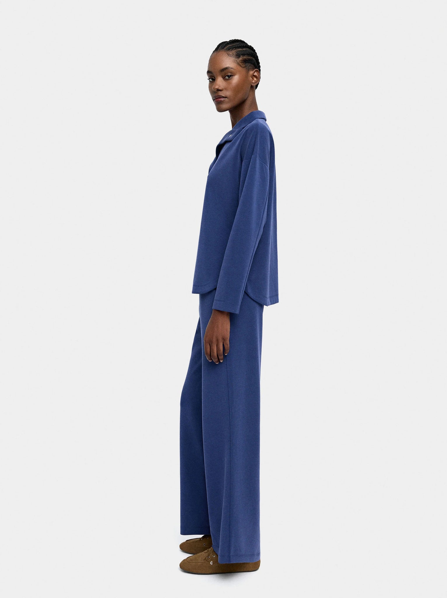 Pantalón con cintura elástica toque suave