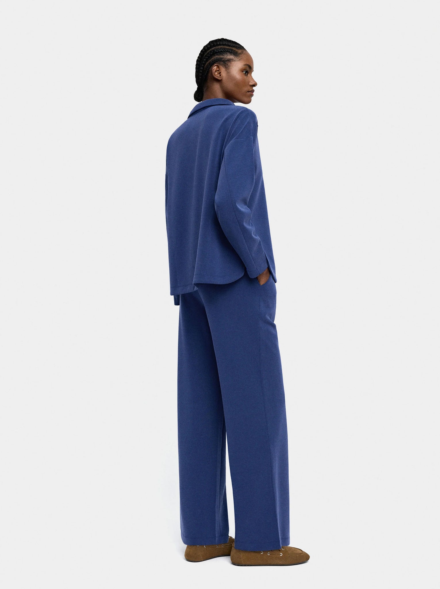 Pantalón con cintura elástica toque suave
