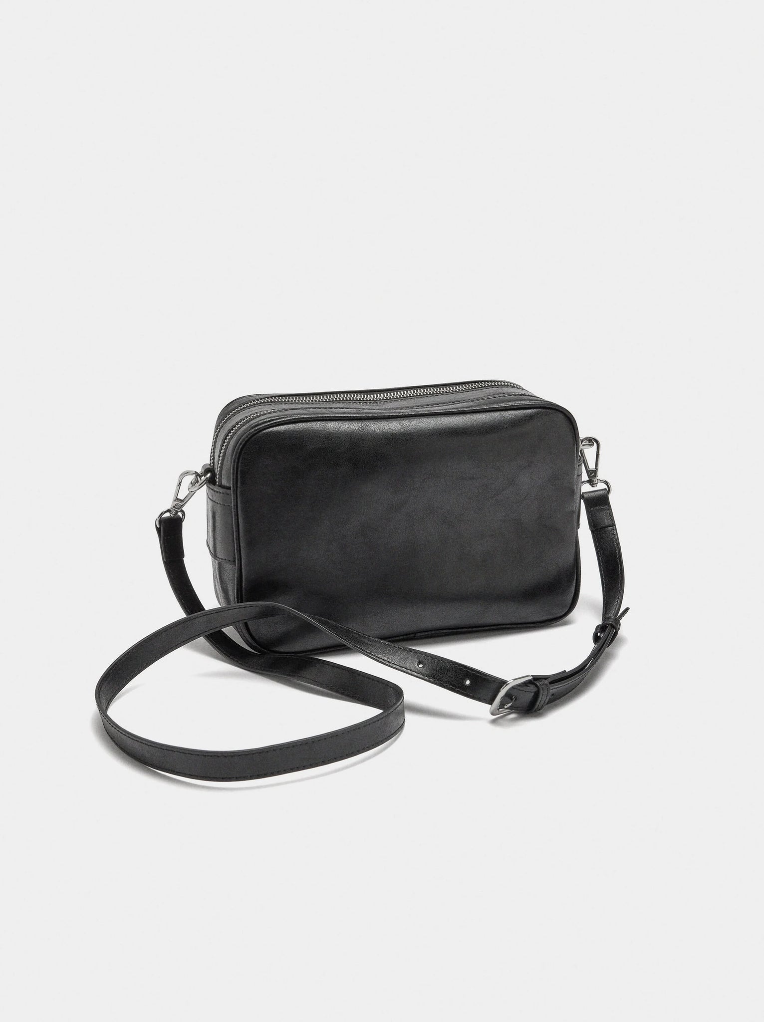 Bolso bandolera efecto envejecido