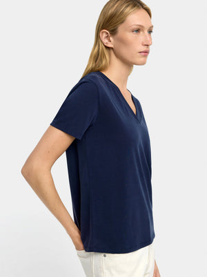 Camiseta básica cuello pico