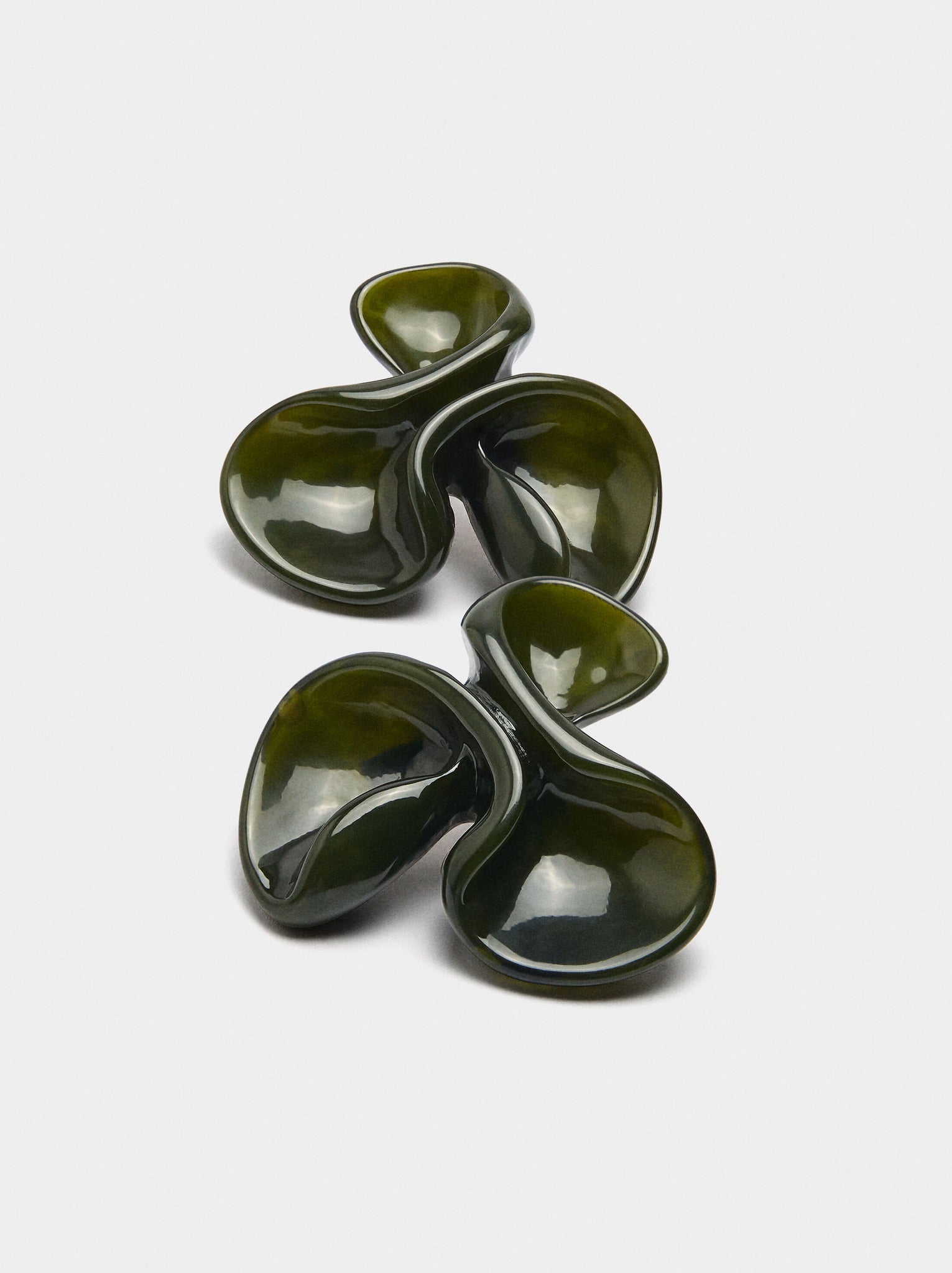 Pendientes de flor de resina