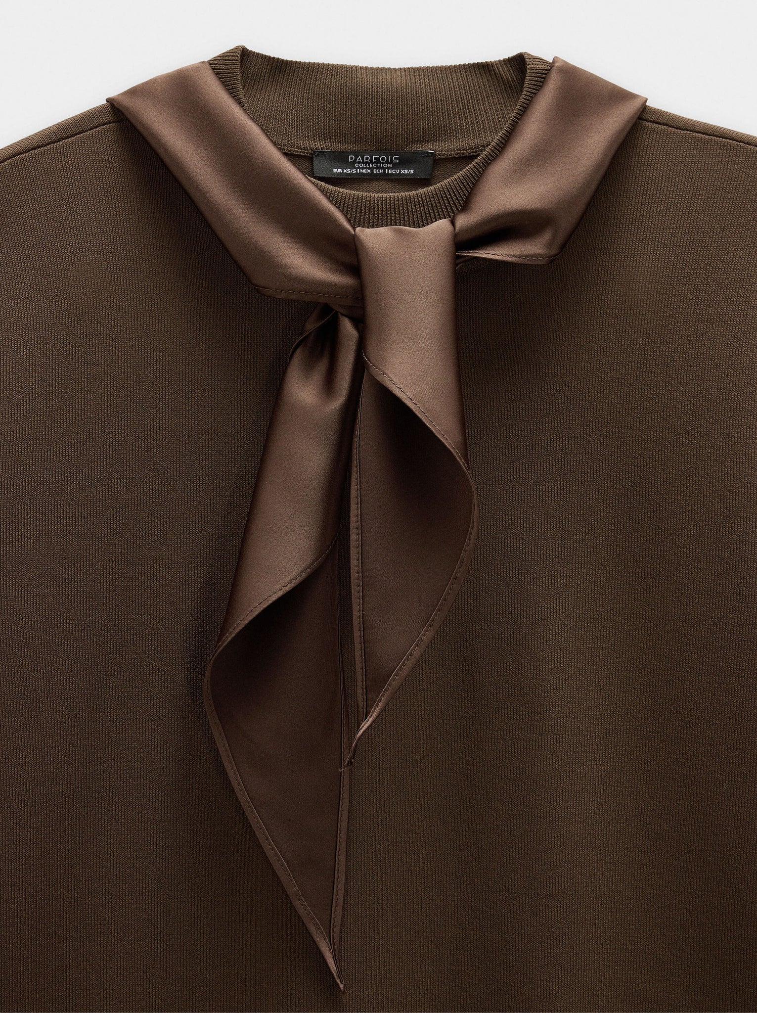 Jersey de punto con pañuelo