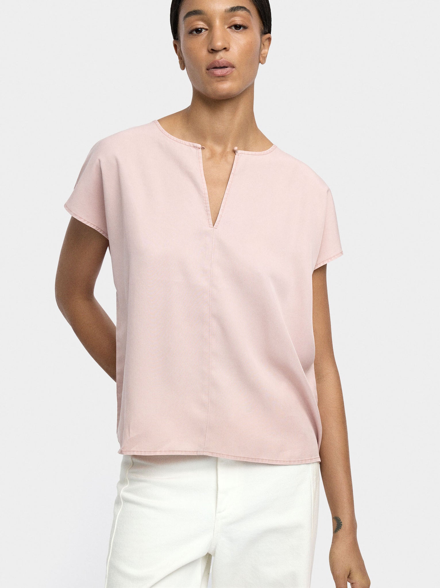 Blusa con pespunte 100% lyocell