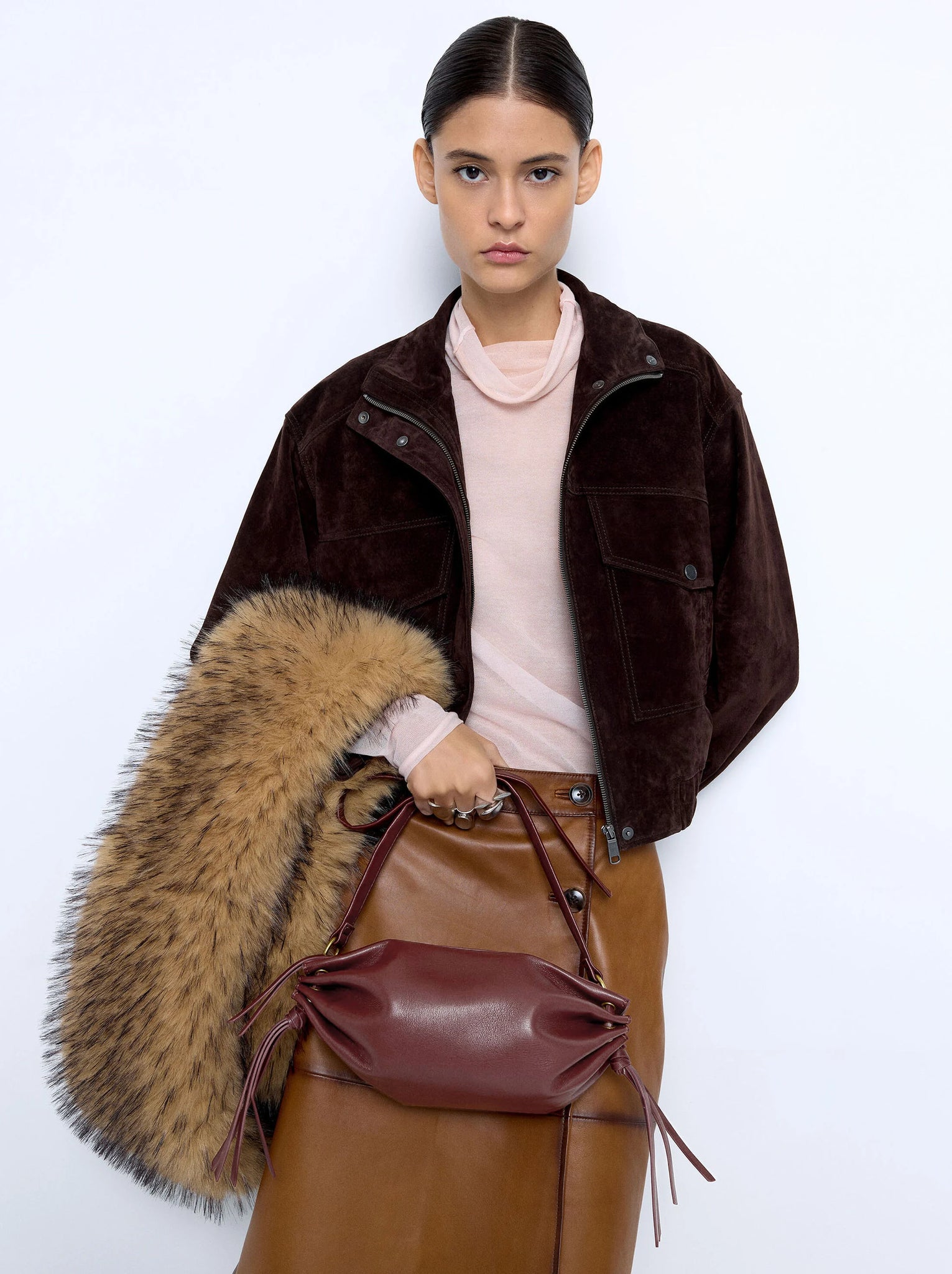 Bolso bandolera con fruncidos