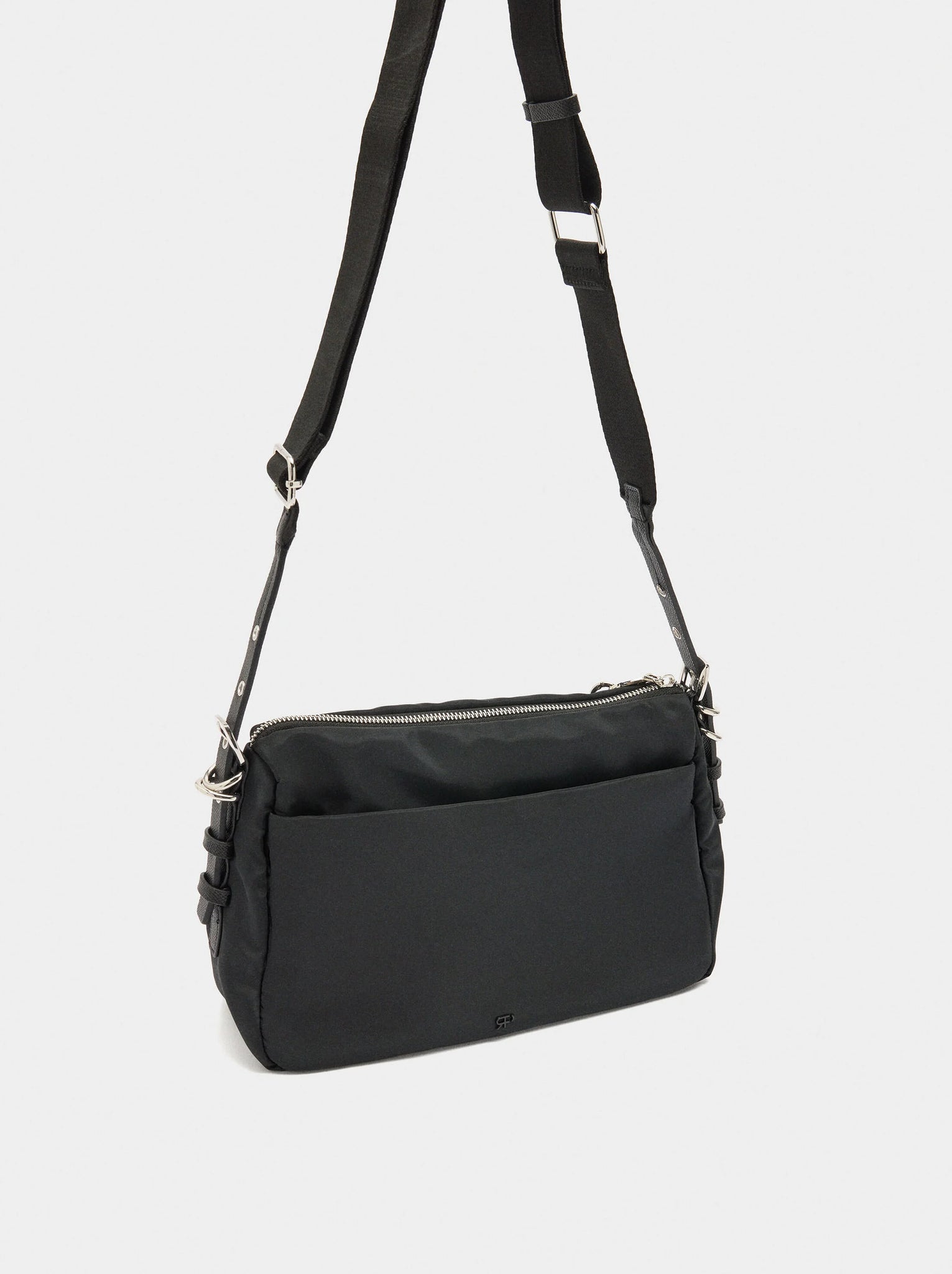 Bolso bandolera de nylon con colgante